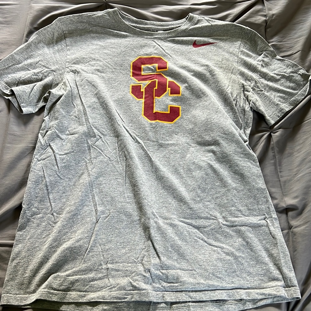 University of Southern California Medium NIKE Tshirt